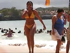Three girls want sex!